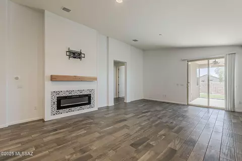 Living - 11427 E Dry Wind Dr, Tucson, AZ 85747 photo 6 of 7