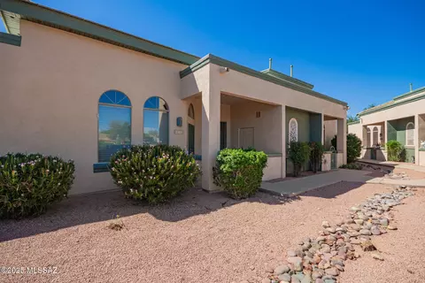 2381 W Via Di Silvio, Tucson, AZ 85741