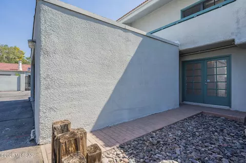 2767 W Anklam Rd #B, Tucson, AZ 85745