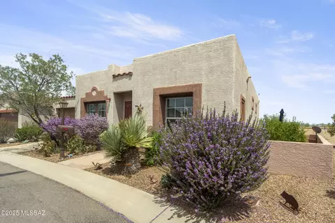 1121 W Calle Querida, Sahuarita, AZ 85629