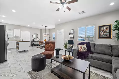 25 Elm St, Tucson, AZ 85705
