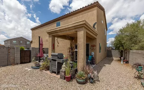 Exterior - 6401 E Boldin Dr, Tucson, AZ 85756 photo 3 of 7