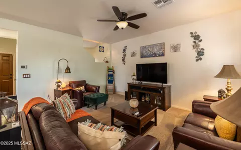 Living - 6401 E Boldin Dr, Tucson, AZ 85756 photo 2 of 3