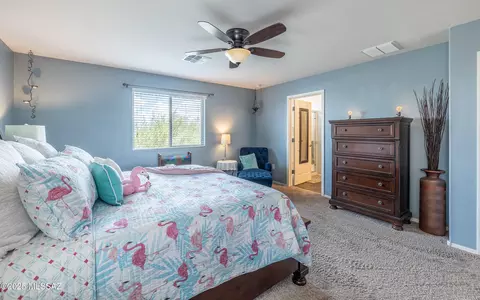 Bedroom - 6401 E Boldin Dr, Tucson, AZ 85756 photo 3 of 7