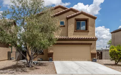 6401 E Boldin Dr, Tucson, AZ 85756