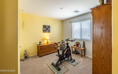 Bedroom - 6401 E Boldin Dr, Tucson, AZ 85756 photo 6 of 7