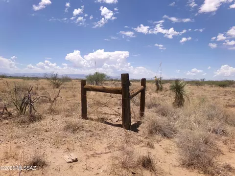 tbd S Covered Wagon, Willcox, AZ 85643