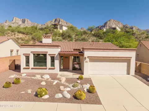 1578 E Charouleau Pl, Oro Valley, AZ 85737