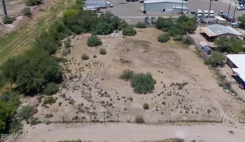 1760 W Riverview Blvd, Tucson, AZ 85745