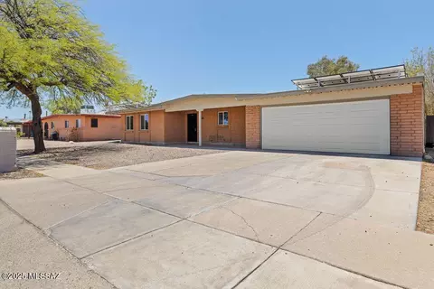 7352 E Tamara Dr, Tucson, AZ 85730 photo 6