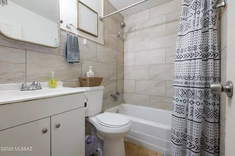 Bath - 7443 E 29th St, Tucson, AZ 85710 photo 2 of 2
