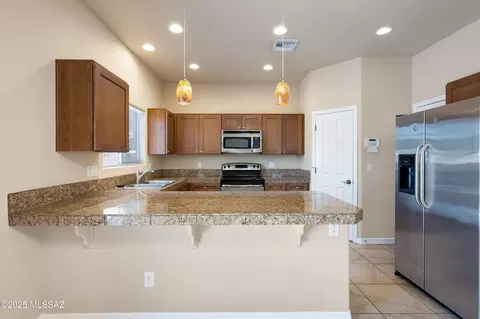 Kitchen - 1109 E Irwin Pl, Tucson, AZ 85719 photo 1 of 4