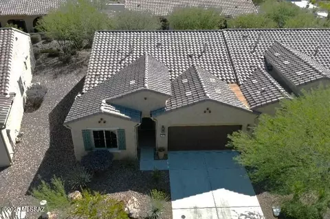 1075 N Echo Ranch Dr, Green Valley, AZ 85614