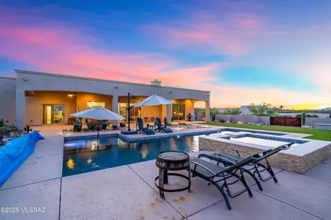 4455 W Placita Roca Escondida W, Tucson, AZ 85745