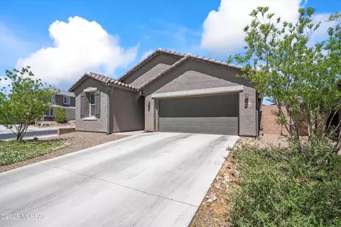 10145 S Moonlit Riverwalk Trl, Vail, AZ 85641