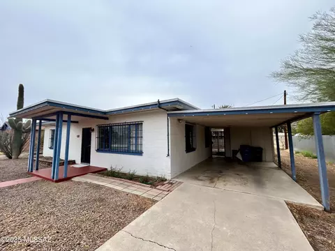 2921 E Florence Dr, Tucson, AZ 85716