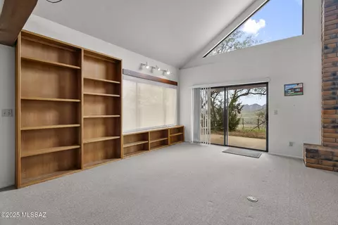 Living - 108 Stoddard Way, Patagonia, AZ 85624 photo 2 of 6