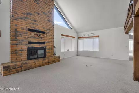Living - 108 Stoddard Way, Patagonia, AZ 85624 photo 3 of 6