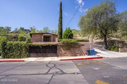 493 W Walnut St, Nogales, AZ 85621