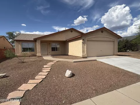 10153 E Canyon Meadow Dr, Tucson, AZ 85747