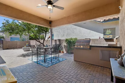 Exterior - 5047 S Thunder Sky Way, Tucson, AZ 85747 photo 6 of 18