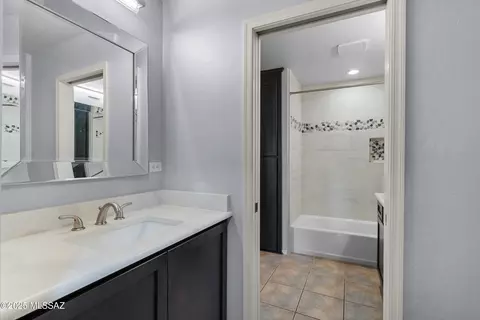 Bath - 5047 S Thunder Sky Way, Tucson, AZ 85747 photo 2 of 5