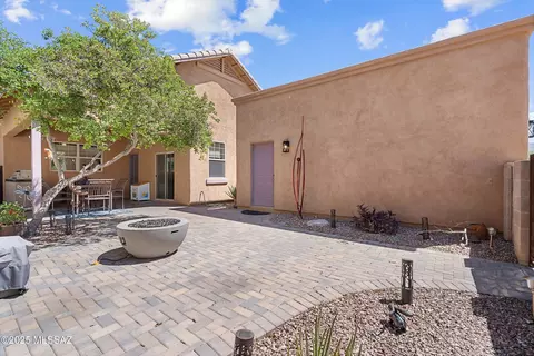 Exterior - 5047 S Thunder Sky Way, Tucson, AZ 85747 photo 11 of 18