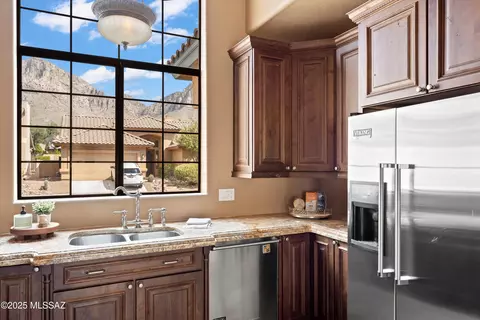 1391 E Sonoran Desert Dr, Oro Valley, AZ 85737