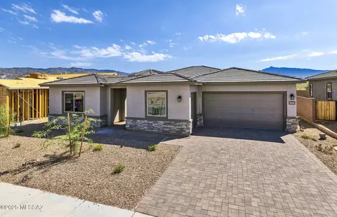 7999 S Velvet Ash Dr, Tucson, AZ 85747