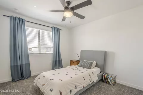 Bedroom - 12815 E Joffroy Dr, Vail, AZ 85641 photo 6 of 7