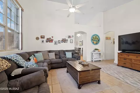 Living - 9855 E Cisco Ct, Tucson, AZ 85748 photo 1 of 6