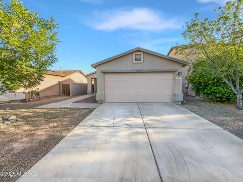 3799 E Painted Tortoise St, Tucson, AZ 85706