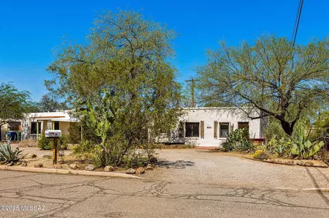 518 S Longfellow Ave, Tucson, AZ 85711