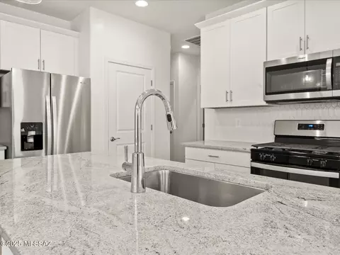 12607 E Remi Dr, Vail, AZ 85641 photo 20