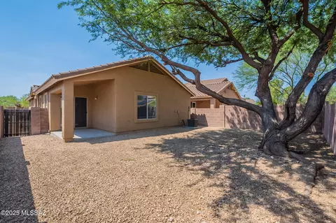 Exterior - 13211 E Coyote Well Dr, Vail, AZ 85641 photo 7 of 10