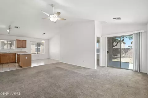 Living - 13211 E Coyote Well Dr, Vail, AZ 85641 photo 4 of 4