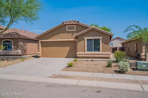 13211 E Coyote Well Dr, Vail, AZ 85641