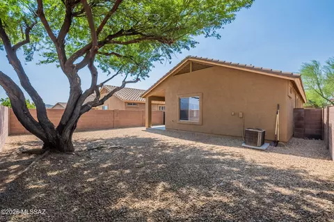 Exterior - 13211 E Coyote Well Dr, Vail, AZ 85641 photo 8 of 10