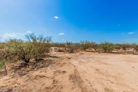 16065 W Quinlin Trl, Tucson, AZ 85735