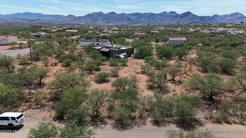 1822 San Diego Ct, Rio Rico, AZ 85648