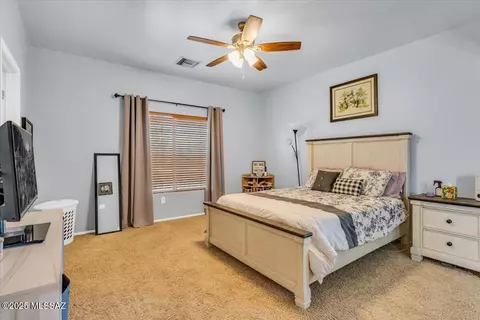 Bedroom - 7581 E Fair Meadows Loop, Tucson, AZ 85756 photo 6 of 7