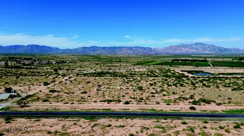 78 N Acre N Frontage Rd, Pearce, AZ 85625