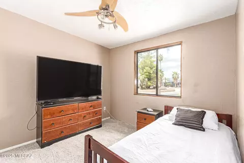 Bedroom - 7420 E 45th St, Tucson, AZ 85730 photo 5 of 5