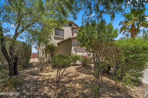 Exterior - 7563 E Fair Meadows Loop, Tucson, AZ 85756 photo 3 of 6