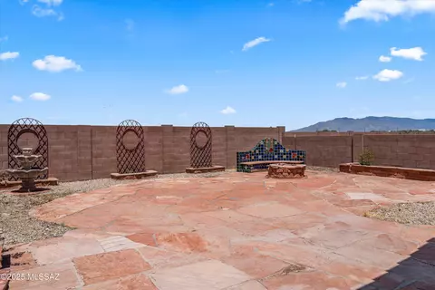 Exterior - 7563 E Fair Meadows Loop, Tucson, AZ 85756 photo 5 of 6