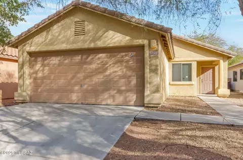 6921 S Creek Run Ave, Tucson, AZ 85756