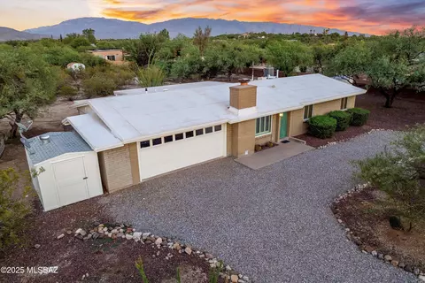 9967 E Wolford Pl, Tucson, AZ 85749