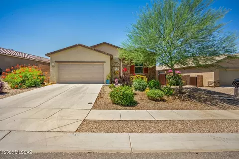 17316 S Ironwood Bend Dr, Vail, AZ 85641