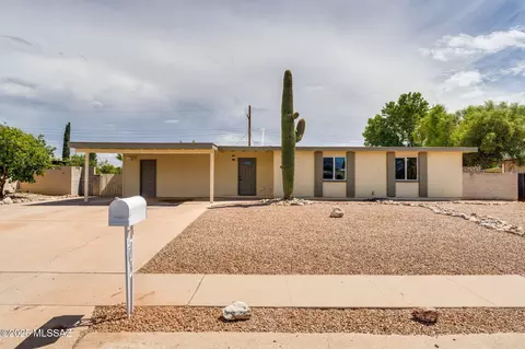 8502 E 20th St, Tucson, AZ 85710