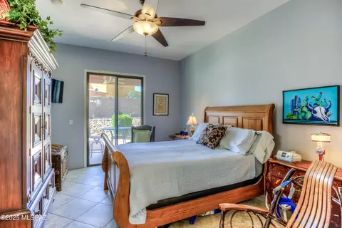 Bedroom - 178 E Sycamore View Rd, Vail, AZ 85641 photo 2 of 4